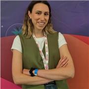 Creatività ed energia, ecco cosa ti prometto per le nostre lezioni. Di addio ai soliti testi noiosi, facciamolo insieme :)